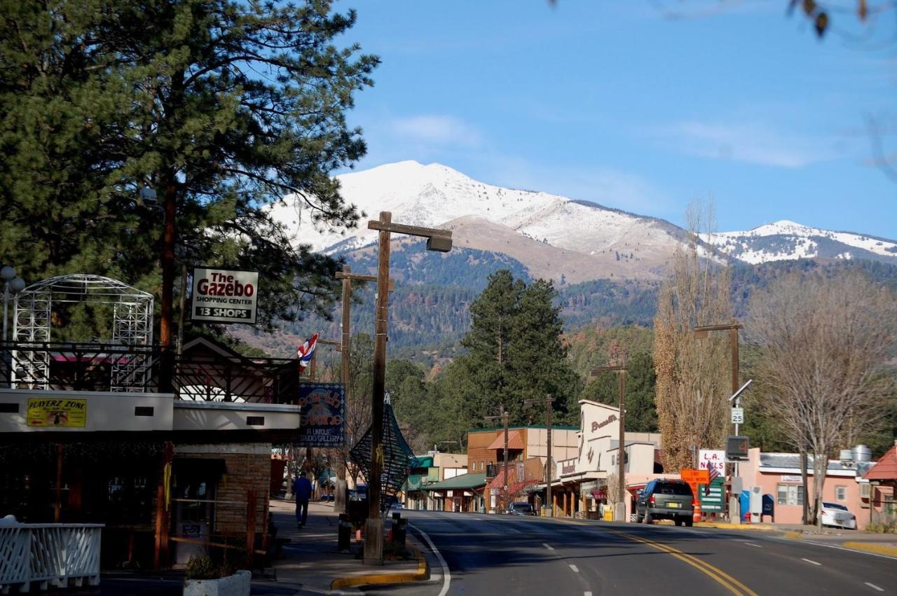 Cozy Cabin, 2 Bedrooms, Fireplace, Midtown, Sleeps 5 Ruidoso Bagian luar foto