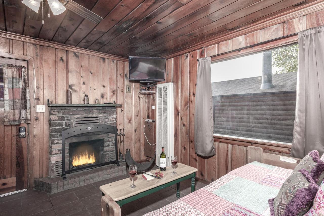 Cozy Cabin, 2 Bedrooms, Fireplace, Midtown, Sleeps 5 Ruidoso Bagian luar foto