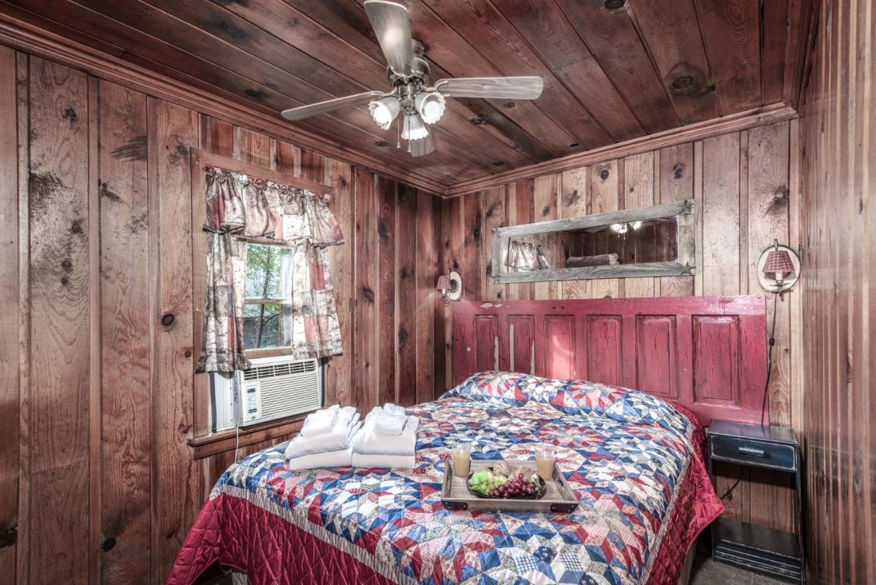Cozy Cabin, 2 Bedrooms, Fireplace, Midtown, Sleeps 5 Ruidoso Bagian luar foto